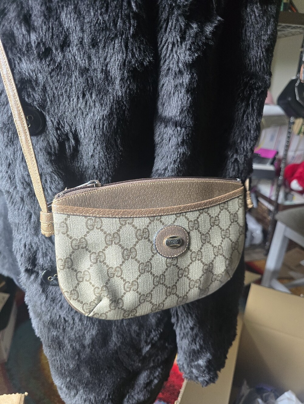 Authetic Gucci Vintagr Designer Monogram Crossbody Bag in Beige and Brown